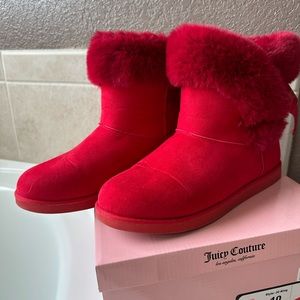 Juicy couture fuzzy boots - size 10